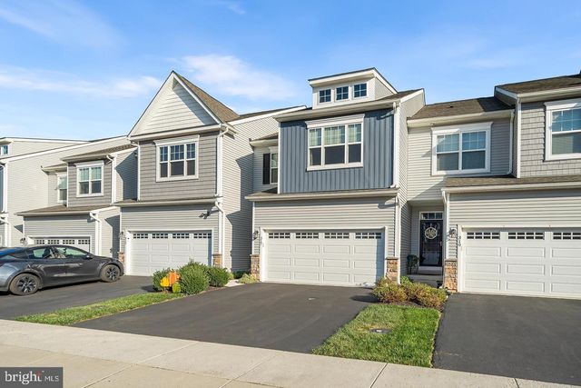 317 RIDGEWOOD DR, Royersford, PA 19468