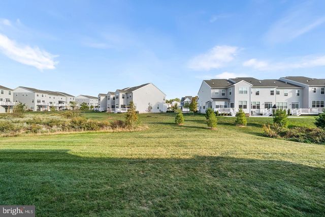 317 RIDGEWOOD DR, Royersford, PA 19468