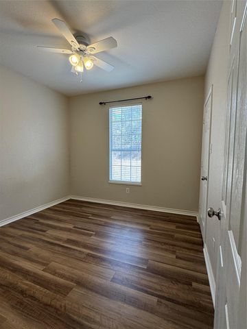 600 Grand Prairie CIR, Dripping Springs, TX 78620