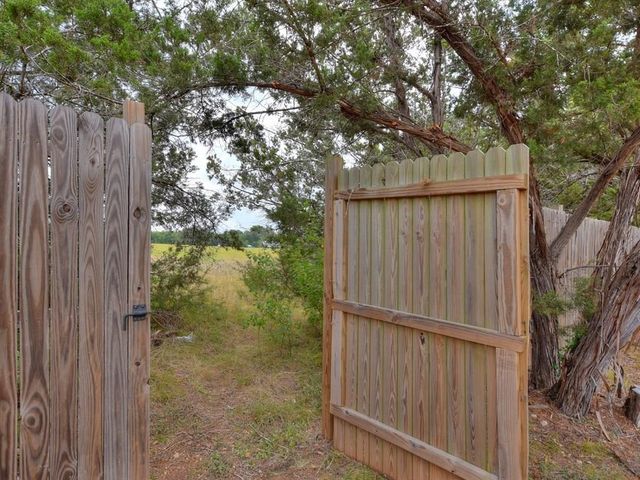 600 Grand Prairie CIR, Dripping Springs, TX 78620