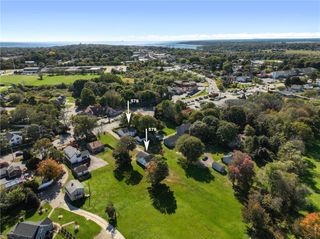 576 East Main Road, Middletown, RI 02842