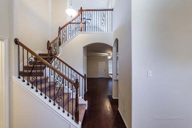 2911 Lake Drive, Katy, TX 77494