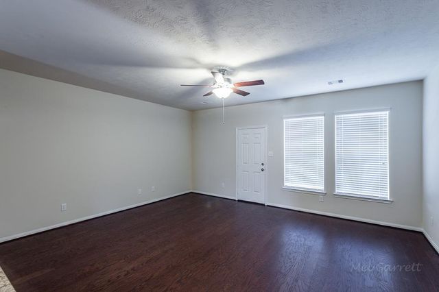 2911 Lake Drive, Katy, TX 77494