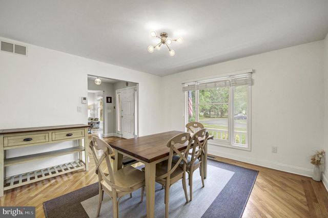 3 MONROE CT, Plainsboro, NJ 08536