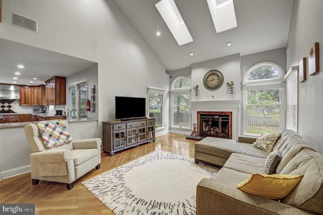 3 MONROE CT, Plainsboro, NJ 08536