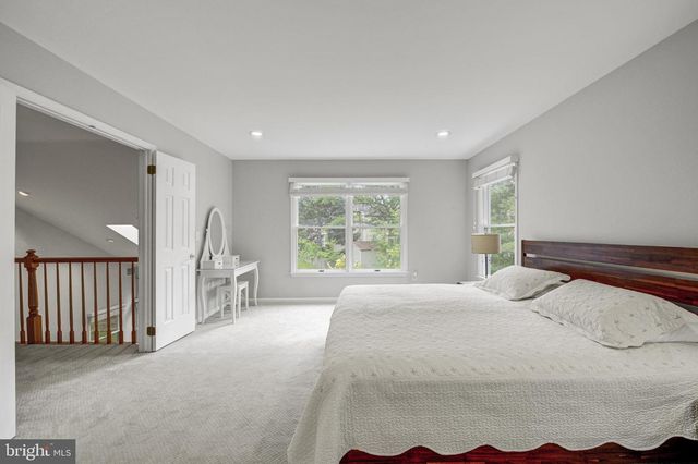 3 MONROE CT, Plainsboro, NJ 08536