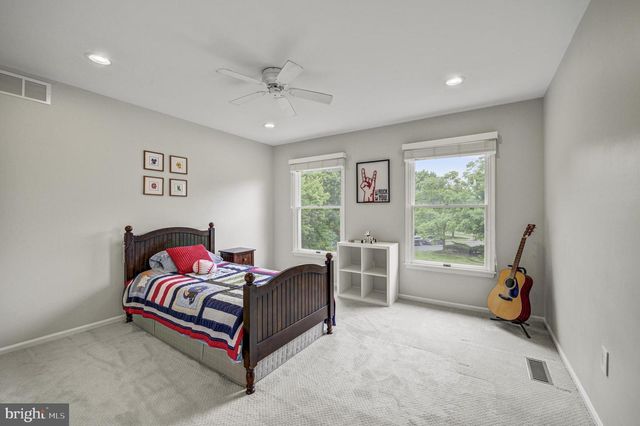 3 MONROE CT, Plainsboro, NJ 08536