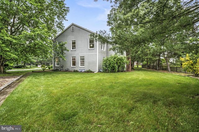 3 MONROE CT, Plainsboro, NJ 08536