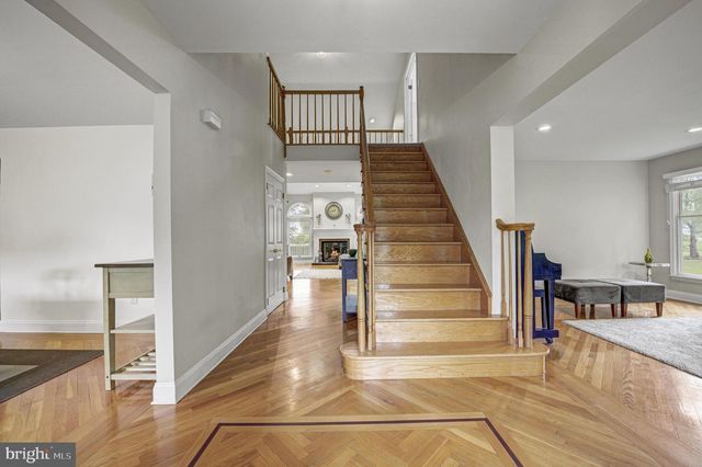 3 MONROE CT, Plainsboro, NJ 08536