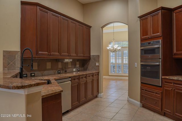 1917 HOLLY OAK Drive, Orange Park, FL 32065