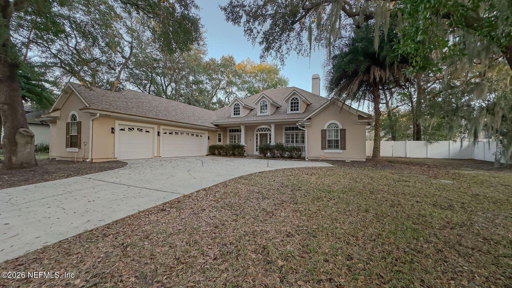 1917 HOLLY OAK Drive, Orange Park, FL 32065