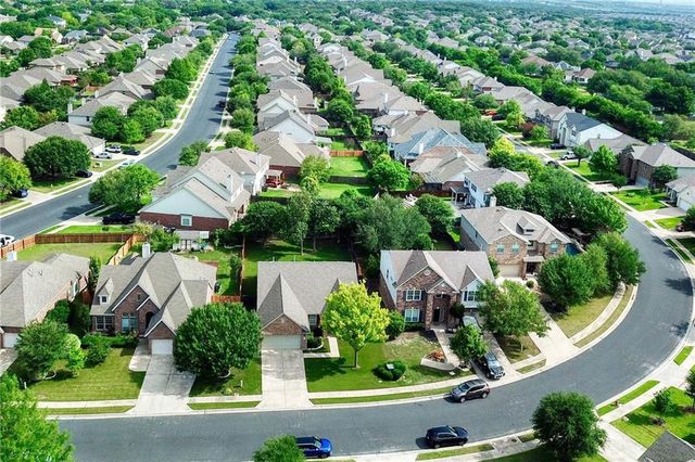 105 Justin Leonard DR, Round Rock, TX 78664