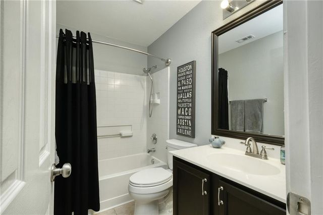 105 Justin Leonard DR, Round Rock, TX 78664