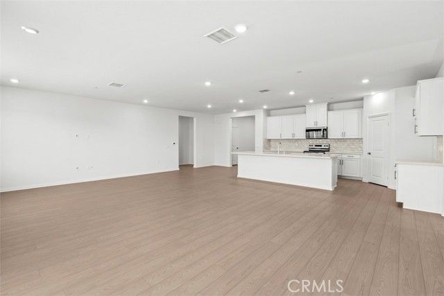 11707 Lasselle Street, Moreno Valley, CA 92557