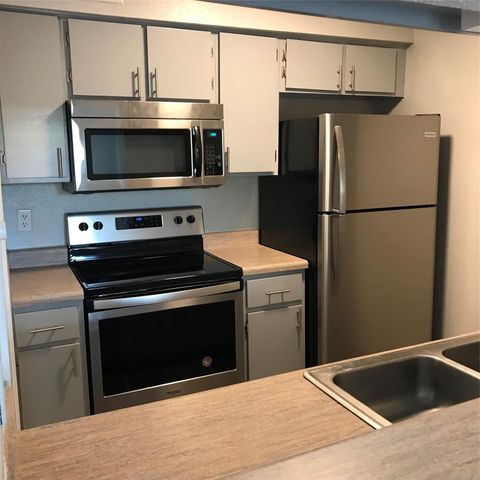 4631 Wild Indigo Street 560, Houston, TX 77027