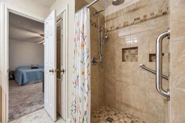 5120 Cliff Haven Drive, Dallas, TX 75236