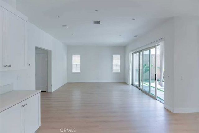 116 eversedge, Irvine, CA 92618