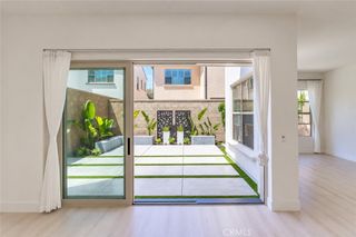 116 eversedge, Irvine, CA 92618