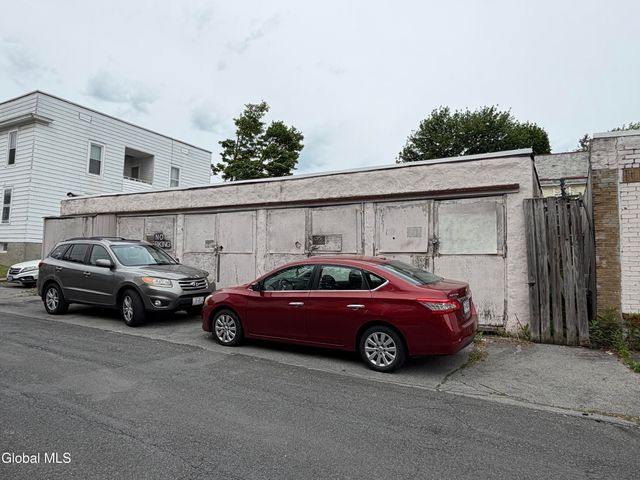 150 2nd Avenue, Albany, NY 12202