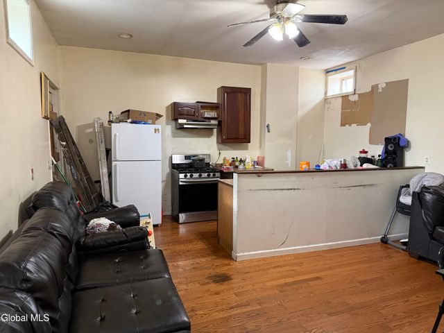 150 2nd Avenue, Albany, NY 12202