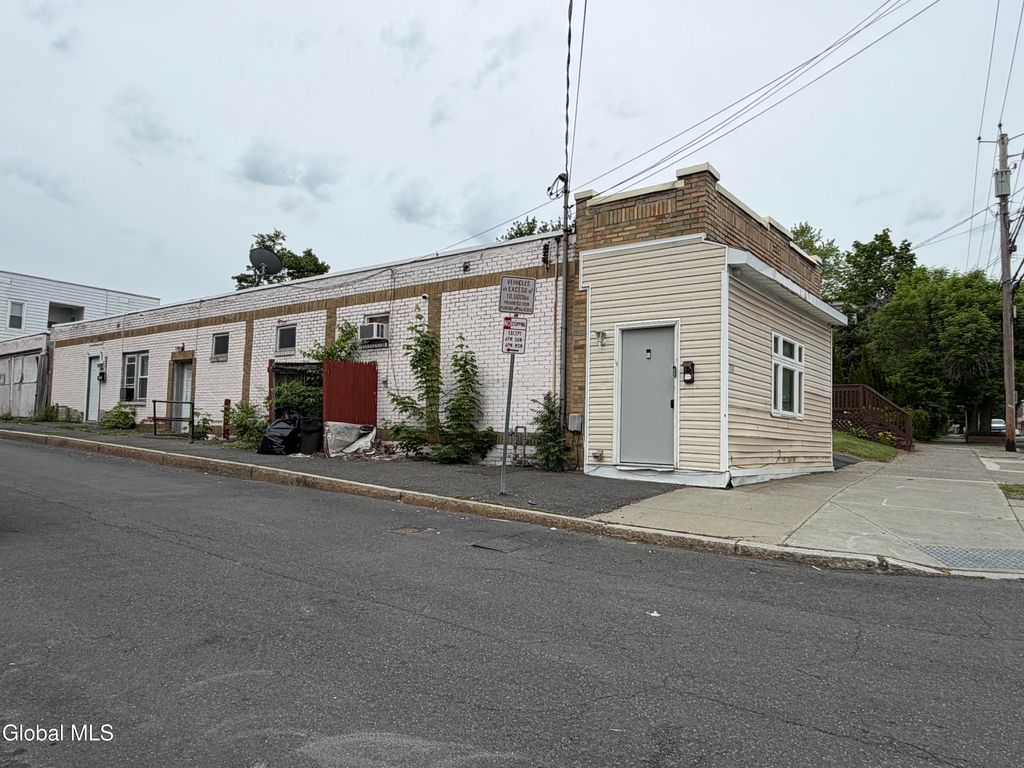 150 2nd Avenue, Albany, NY 12202