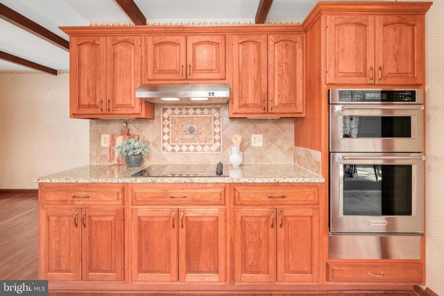 9121 DONNA DEAN DR, Springfield, VA 22153