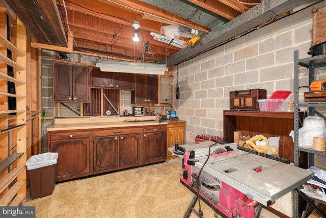 9121 DONNA DEAN DR, Springfield, VA 22153