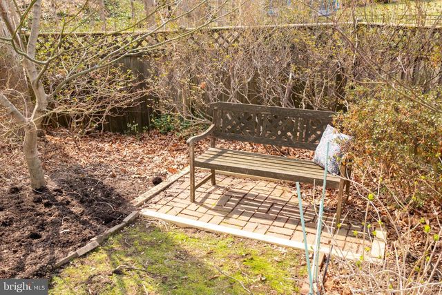 9121 DONNA DEAN DR, Springfield, VA 22153