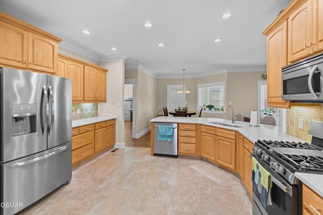 1410 River Run Circle, Sevierville, TN 37876