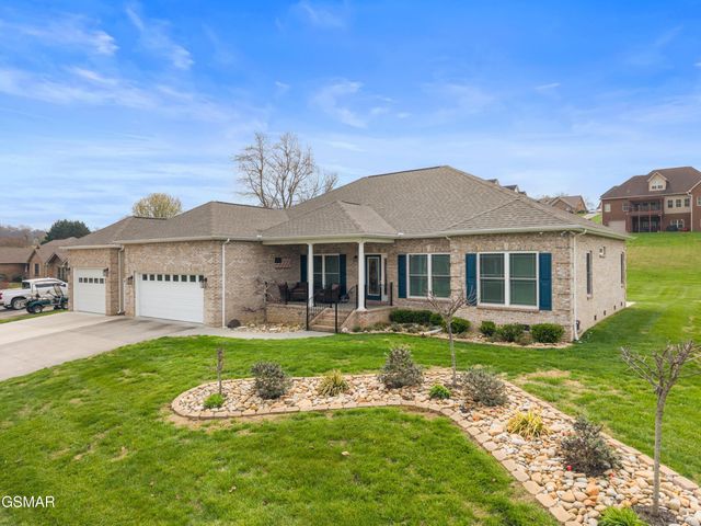 1410 River Run Circle, Sevierville, TN 37876