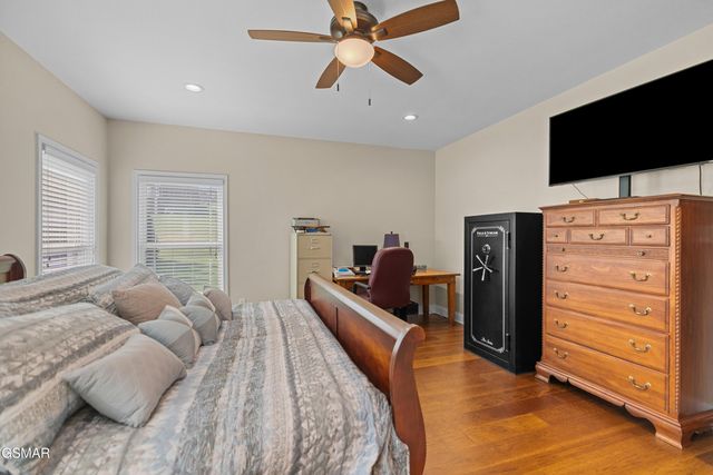 1410 River Run Circle, Sevierville, TN 37876