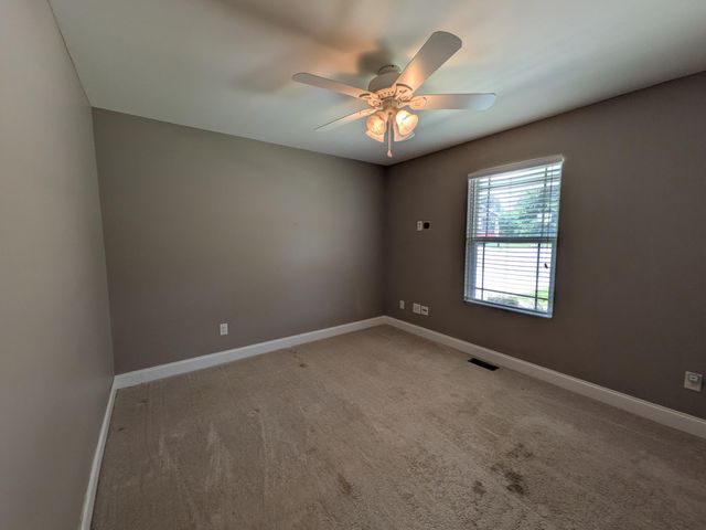 181 Mountain Breeze Avenue, Dayton, TN 37321