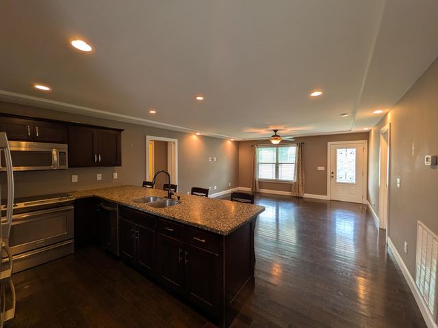 181 Mountain Breeze Avenue, Dayton, TN 37321