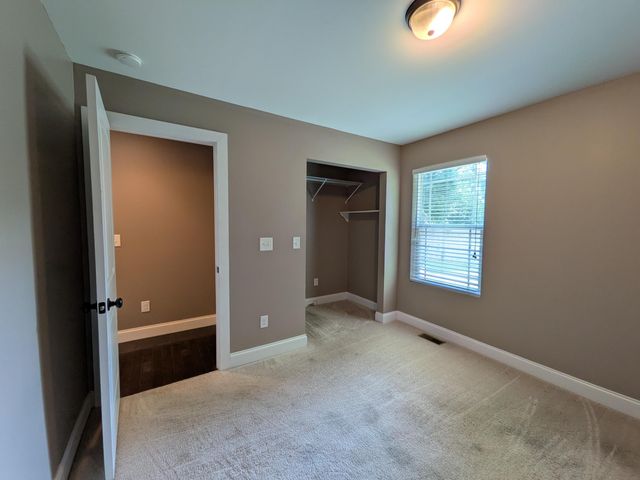 181 Mountain Breeze Avenue, Dayton, TN 37321