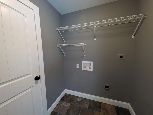 181 Mountain Breeze Avenue, Dayton, TN 37321