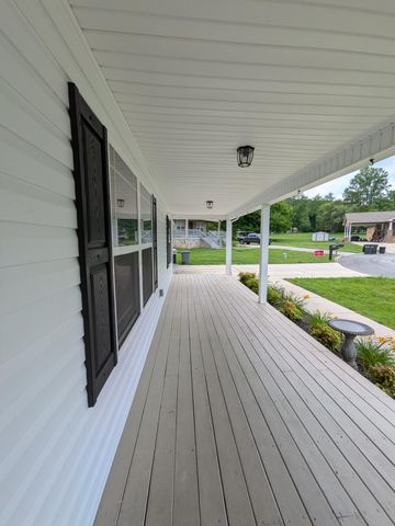 181 Mountain Breeze Avenue, Dayton, TN 37321