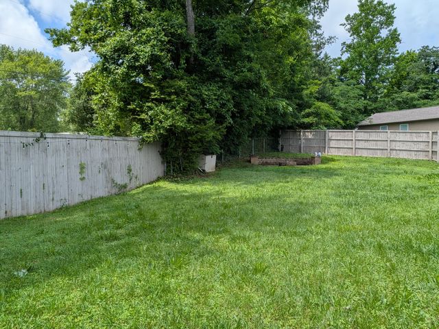 181 Mountain Breeze Avenue, Dayton, TN 37321