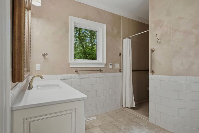 1901 KINGSBRIDGE DR, Columbia, MO 65203