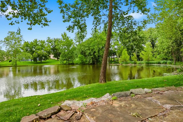 1901 KINGSBRIDGE DR, Columbia, MO 65203