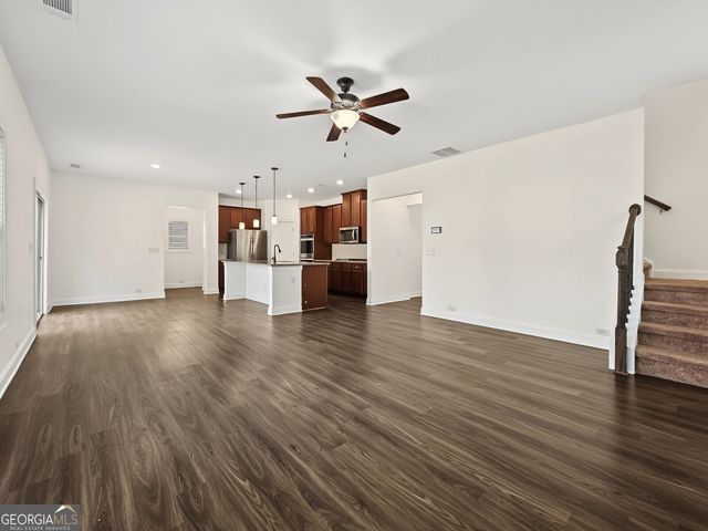 1118 Hibiscus Way SW, Mableton, GA 30126
