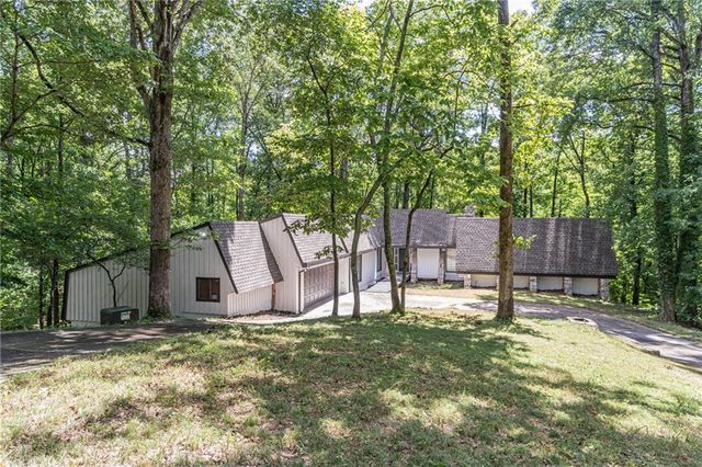 4022 Wesley Chapel Road, Marietta, GA 30062