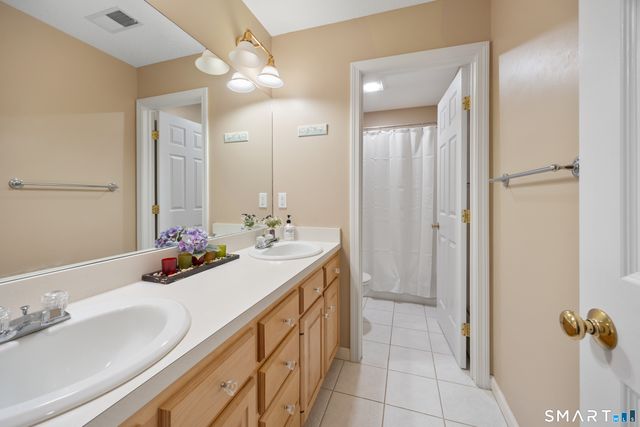 106 Stonecroft Lane, Coventry, CT 06238