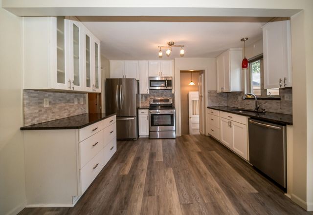 15278 Cleveland Avenue, Allen Park, MI 48101