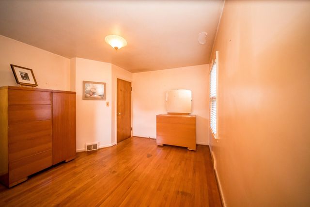15278 Cleveland Avenue, Allen Park, MI 48101