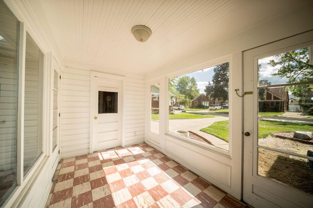 15278 Cleveland Avenue, Allen Park, MI 48101