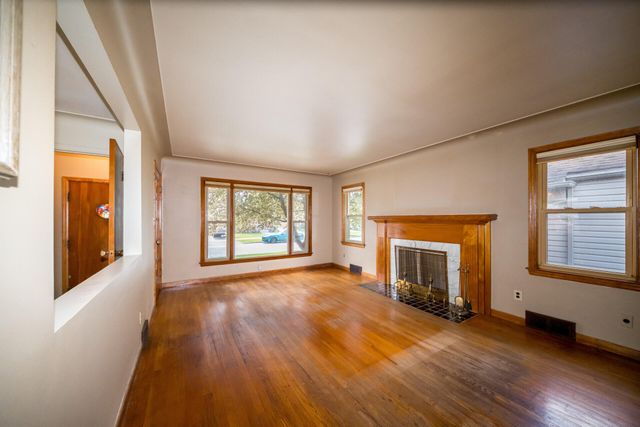 15278 Cleveland Avenue, Allen Park, MI 48101