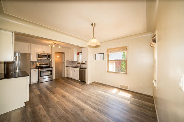15278 Cleveland Avenue, Allen Park, MI 48101