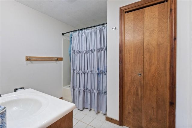 53 Clement Ct. 53, Haverhill, MA 01832