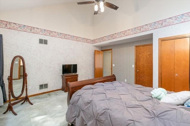 53 Clement Ct. 53, Haverhill, MA 01832