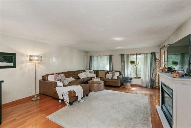 53 Clement Ct. 53, Haverhill, MA 01832